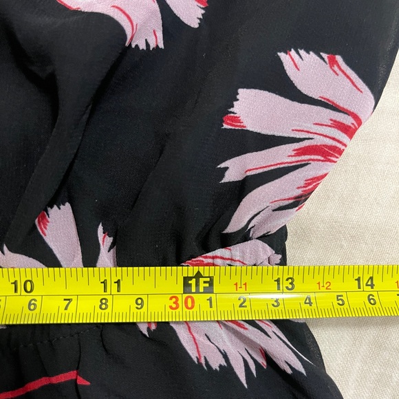 Express Womens Blouse Size S/P Black Floral Sheer Keyhole Open Back Shirt - Picture 12 of 13